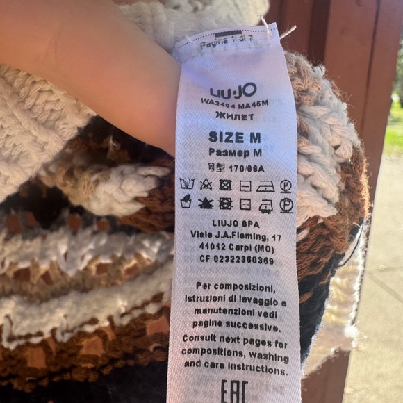 Liu Jo Knit V Sweater Tee, Italian - Picture 3 of 9